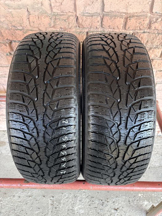 Пара зимових шин 215/55R17 Nokian