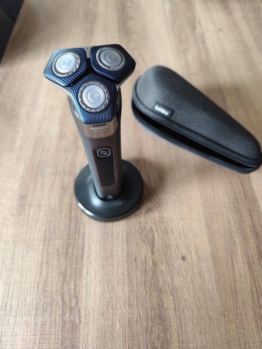 Máquina barbear Philips S7887/55 nova