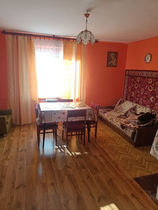 Dom z zabudowaniami gospodarczymi