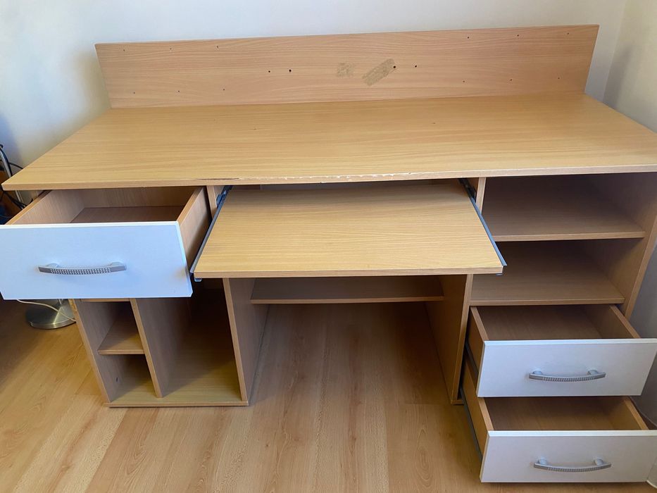 Secretária para venda