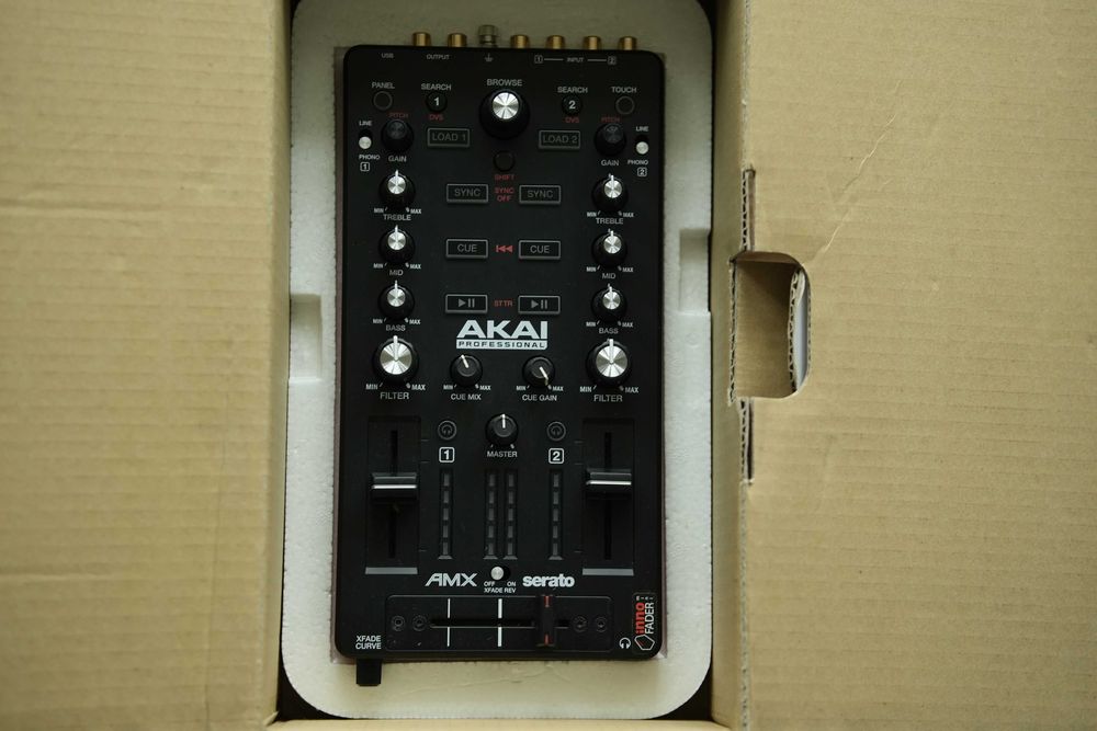 AKAI AMX Mixer / Controlador (serato)
