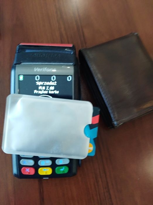 Etui ochronne, ochrona karty, ochrania przed odczytem zbliżeniowy