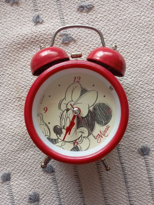 Relógio modelo antigo mas a pilhas