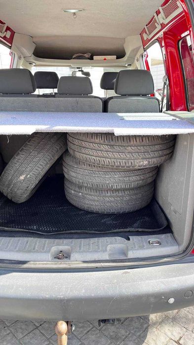 Volkswagen Caddy Life в гарному стані