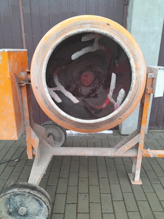 Betoniarka Defro 310/200l super stan
