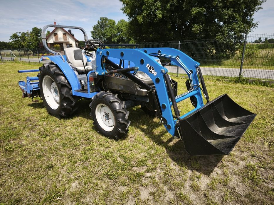 Traktor Iseki AT30 ciągnik rolniczy ogrodniczy glebogryzarka