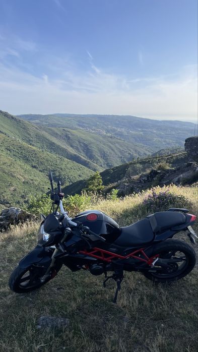 Benelli BN 125 | Todas as luzes LED | Extras