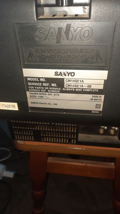 Продам маленький робочий телевізор