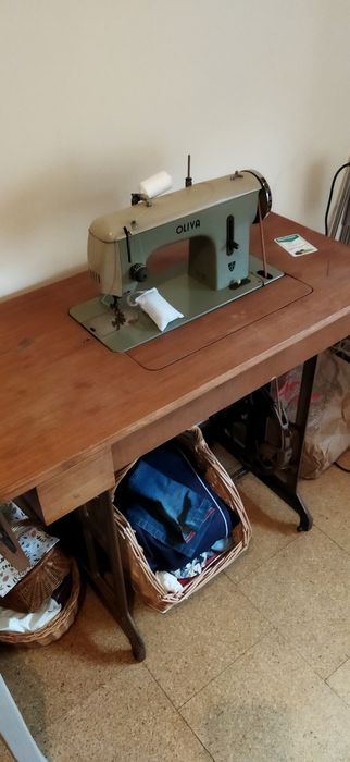 Máquina Costura Oliva