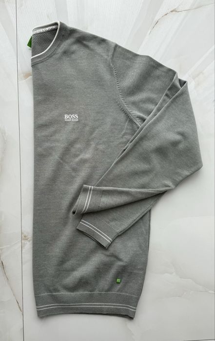 Sweter męski okrągly dekolt