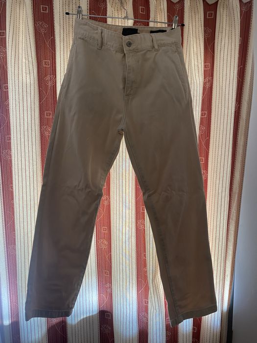 Peças de roupa praticamente novas