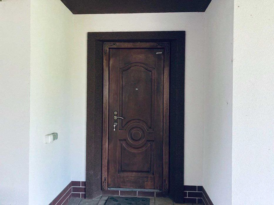 Продається добротний будинок в Богодухові,