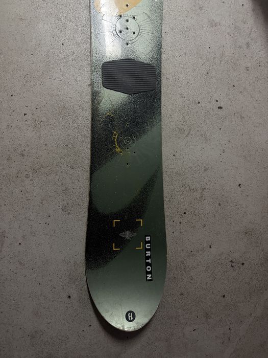 Sprzedaje snowboard uzywany