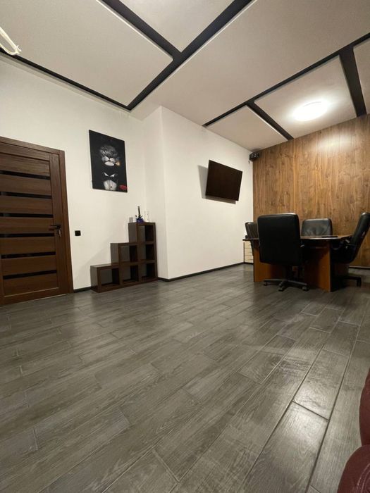 Сдам в оренду ТОП офис Софиевская Борщаговка, Львовский Маеток. 59 м.