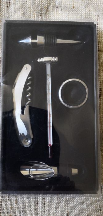 Zestaw do wina, nowy