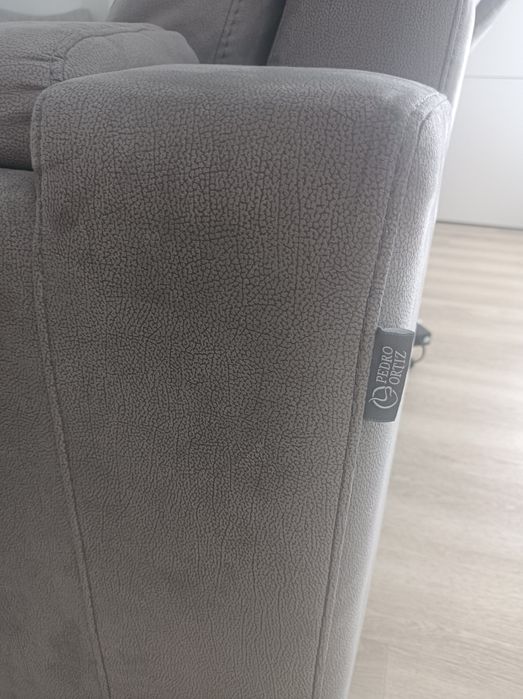 Sofá como novo eléctrico