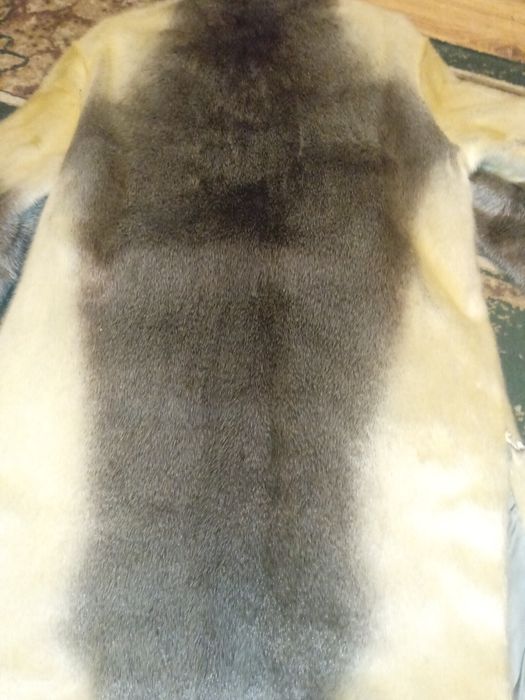 Продам шубу натуральне хутро