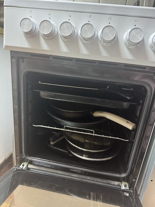 Продам Газовую плиту.