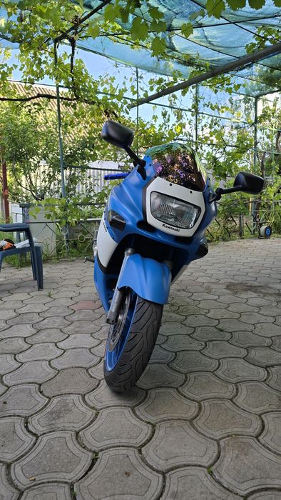 Продам Kawasaki zzr600