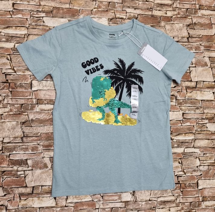 Футболка SinSay з двосторонніми пайєтками. Розмір 140.
Ши