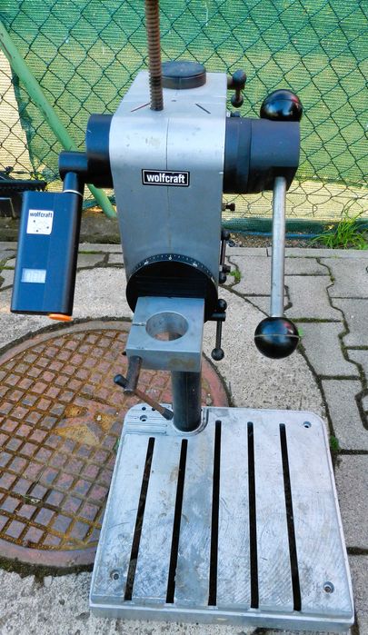 Stojak Wolfcraft do wiertarki i frezarki z pomiarem głęb. duży 80 cm