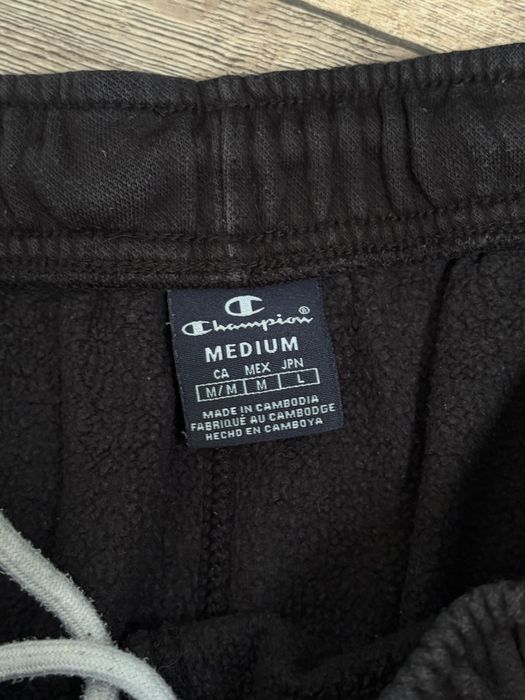Продам штаны champion