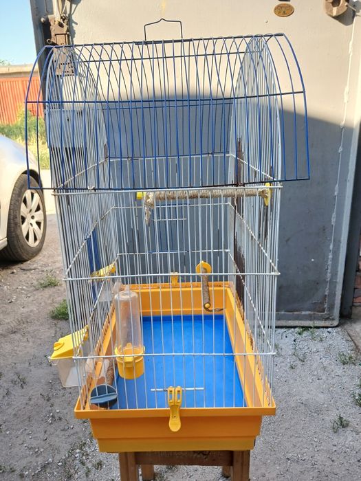 Клетка для попугая.