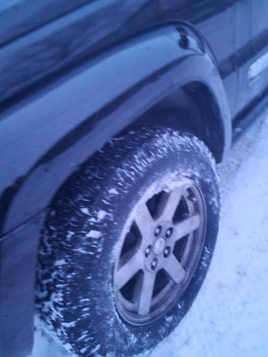 Samochod Jeep Cherokee