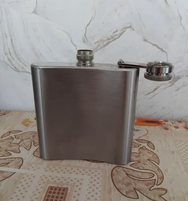 Фляга карманная из нержавейки