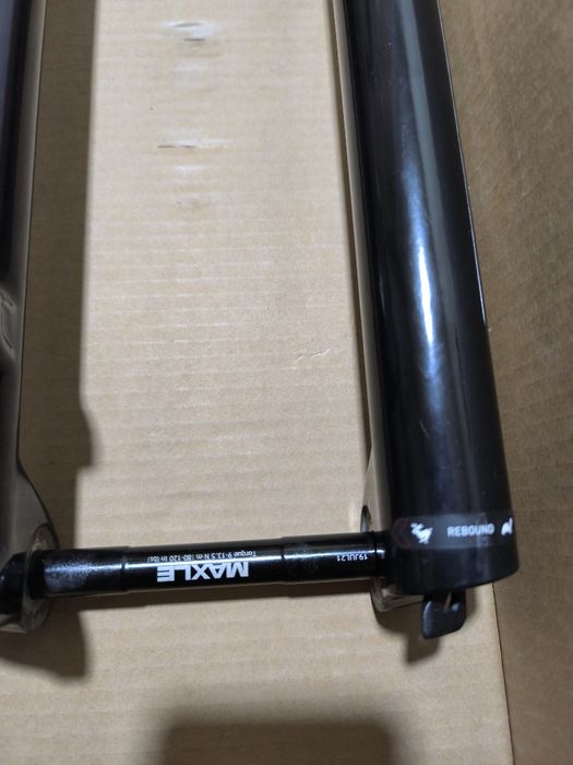 RockShox Judy Silver TK + avanço 
Suspensão RockShox Judy Silver