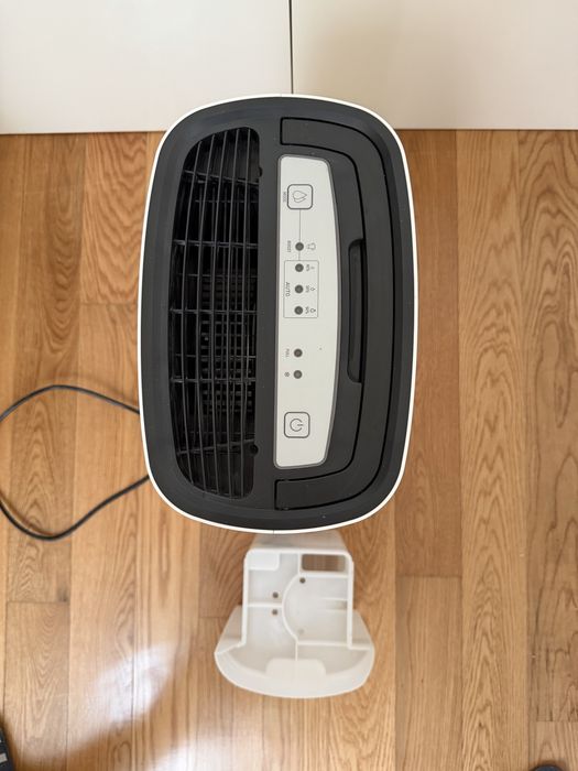 Desumidificador Rowenta Intense Dry Compact 16L (Modelo DH4236) – Como Novo