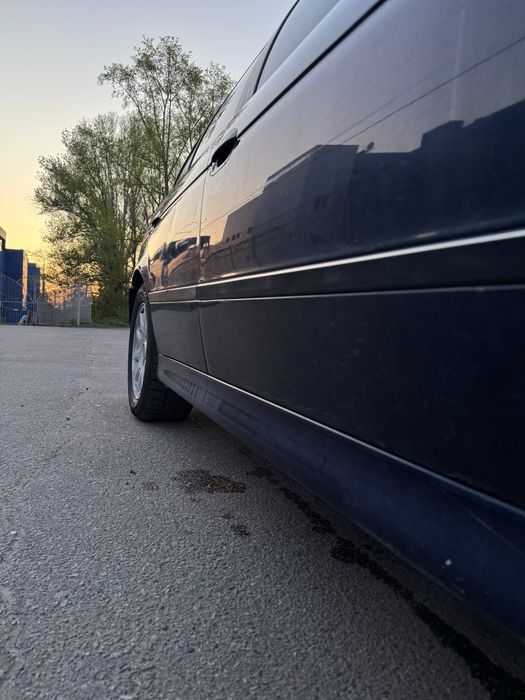 Продам BMW e39 M52b25
