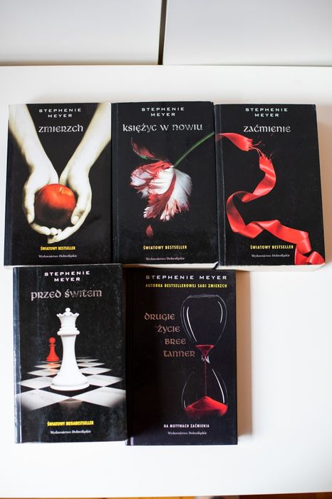 Saga Zmierzch / 4 części + dodatkowa