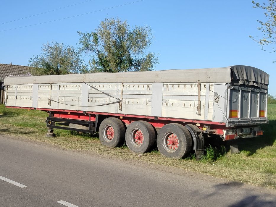 Продам прицеп зерновоз.