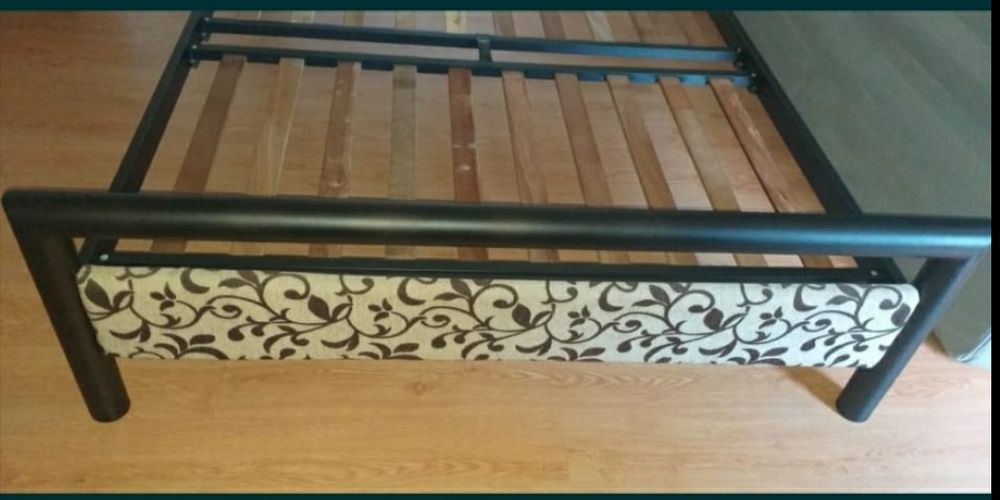 Cama Casal em Ferro