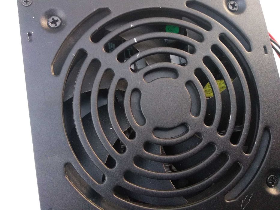 рабочий Блок питания AeroCool VX-500 500Вт на процессор два по 4 пин на видеокарту 6 пин
