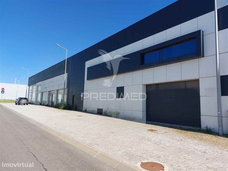 Armazém, 1.038 m2 em Silvalde Espinho
