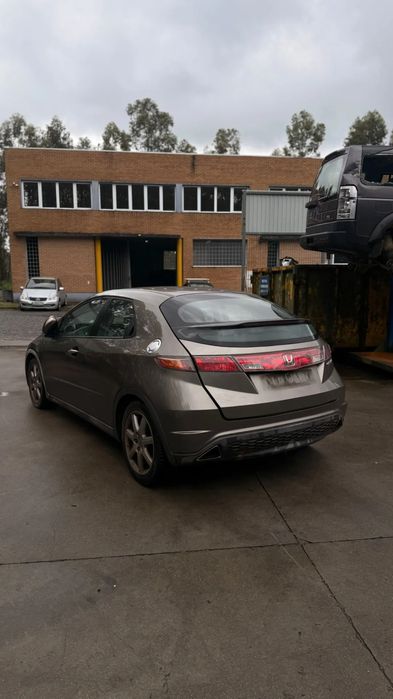 Para peças HONDA Civic VIII Hatchback (FN_, FK_)
