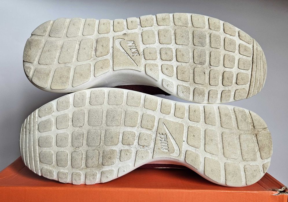 Nike Roshe Run Team Red 2013 8.5US/42EUR