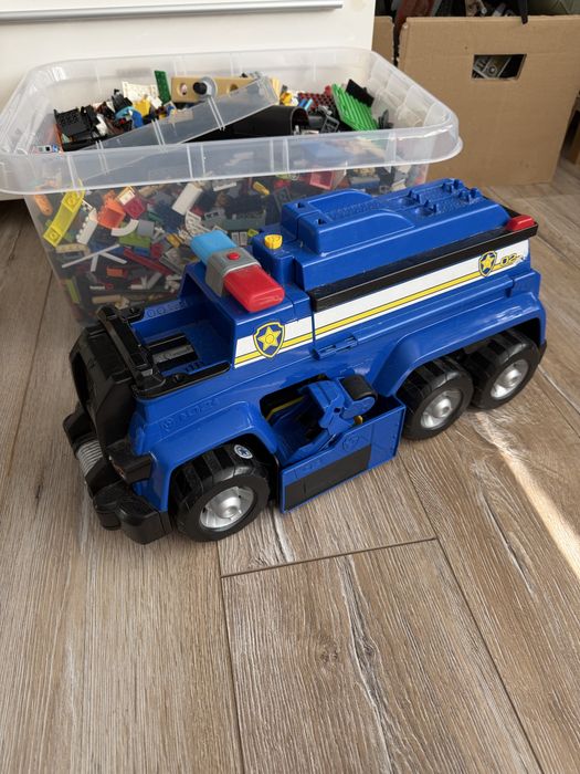 Оригінальні машини paw patrol, кран bruder