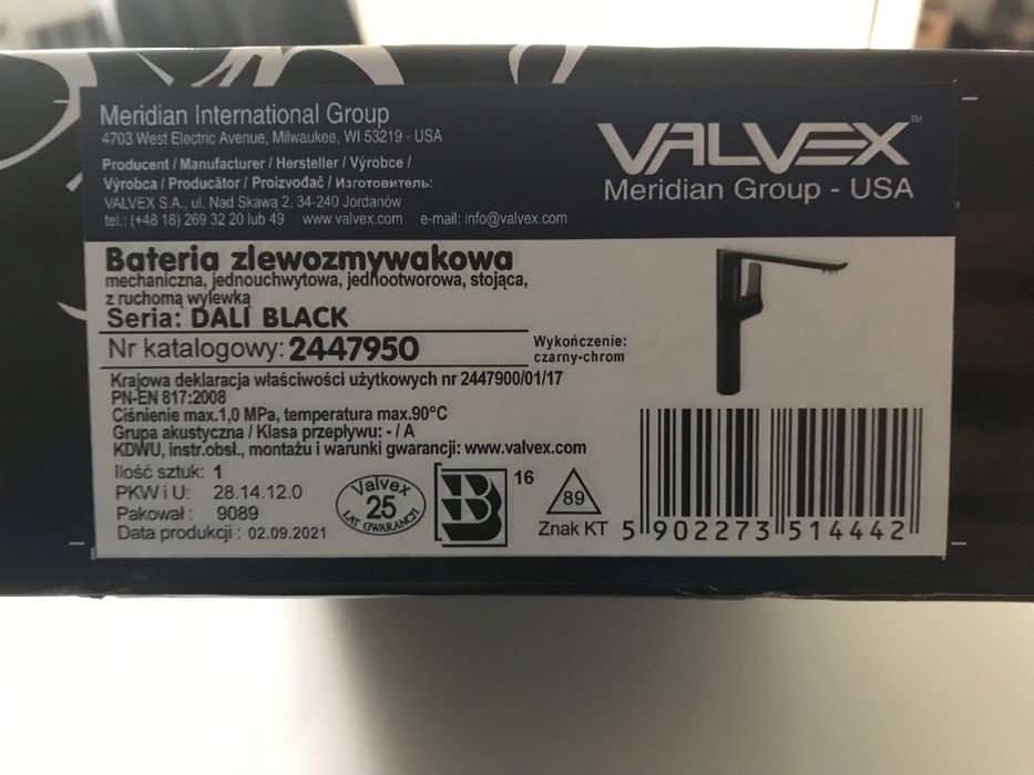 Bateria kuchenna stojąca z obrotową wylewką VALXEX.