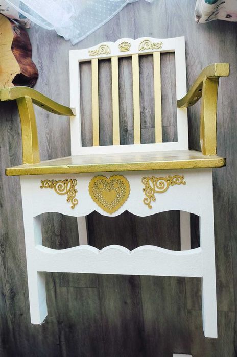 Cadeirão de princesa para quarto jovem