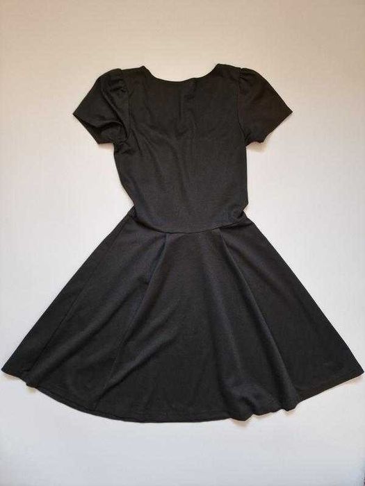 Черное женское платье avon клеш миди короткий рукав