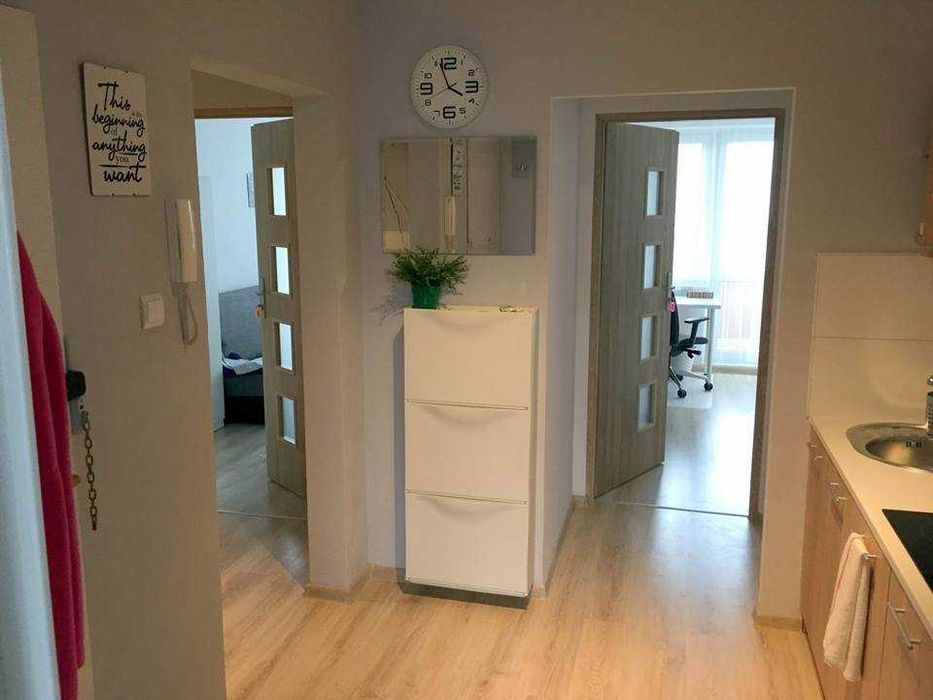 Jedynka dla dziewczyny – świetna lokalizacja, 1 min od tramwaju, blisko UAM Morasko