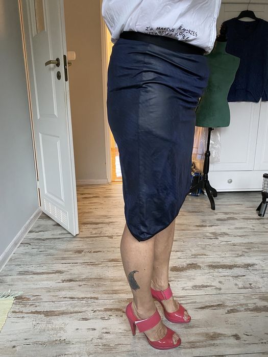 Li parie spódnica tuba ołówkowa skóra elastyczna M 38 L 40 granat
