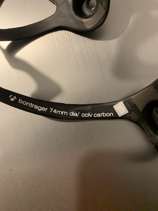 Suporte para garrafa em Fibra de Carbono