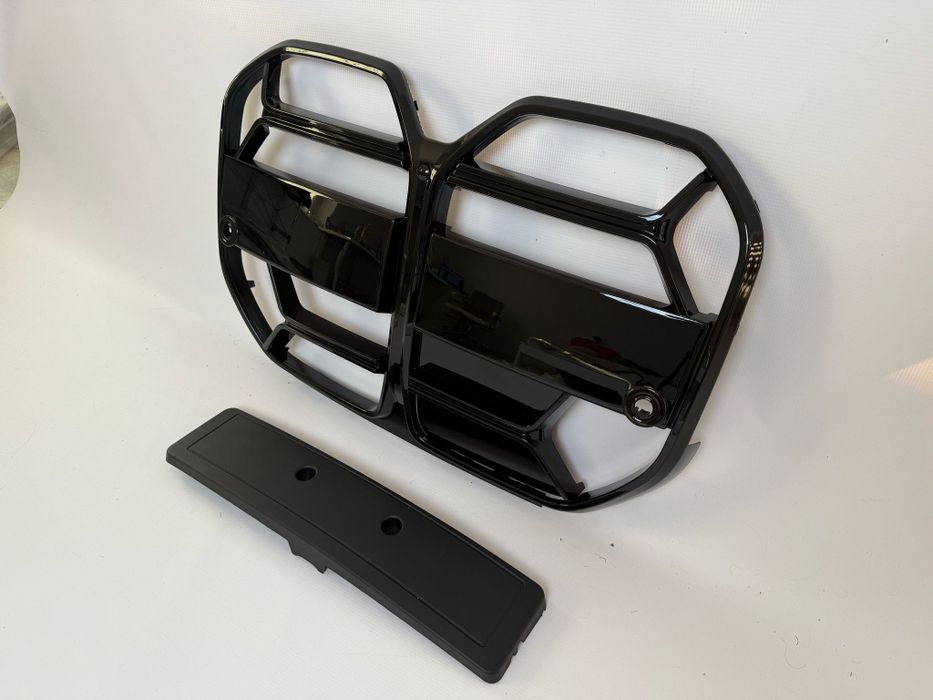 BMW G26 Gran Coupe Przednia Atrapa Chłodnicy Gril CS Czarny Połysk