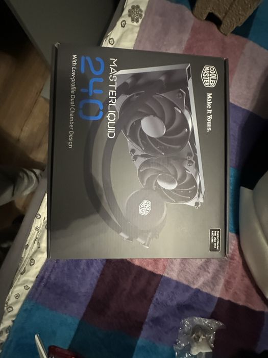 Chlodzenie wodne MASTERLIQUID 240mm