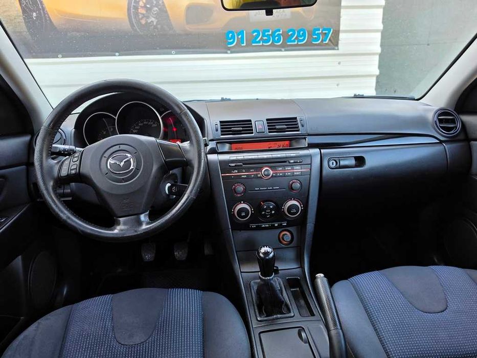 Mazda 3 — fotografia 9
