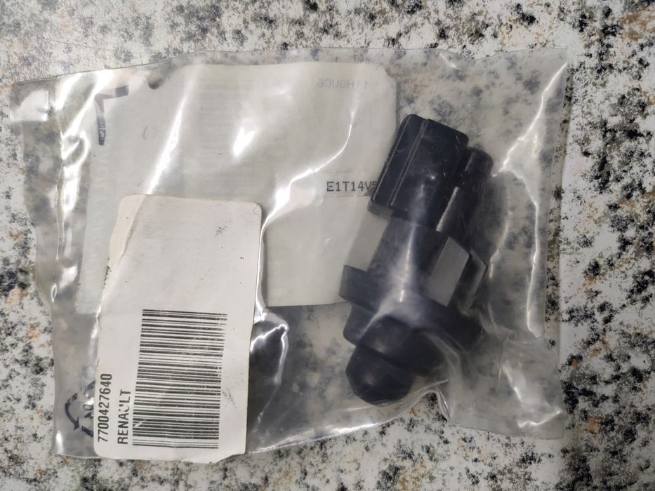 Концевик двери Логан